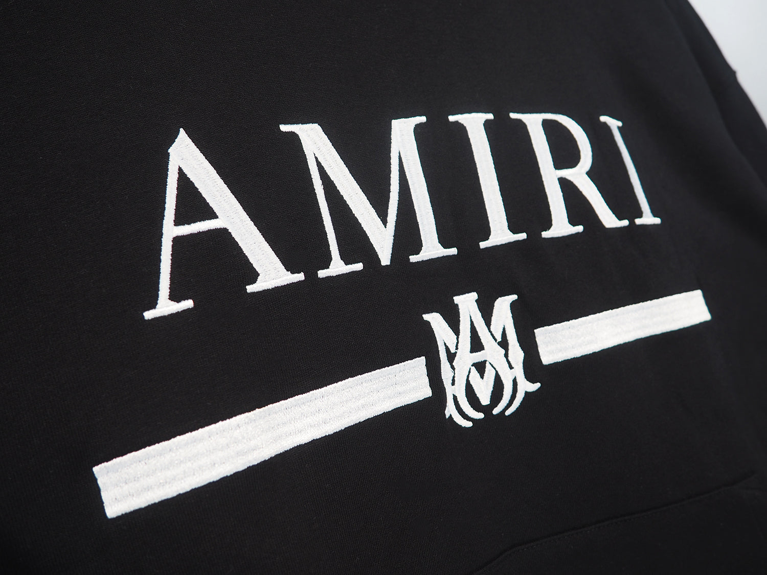 AMRI Hoodie Black