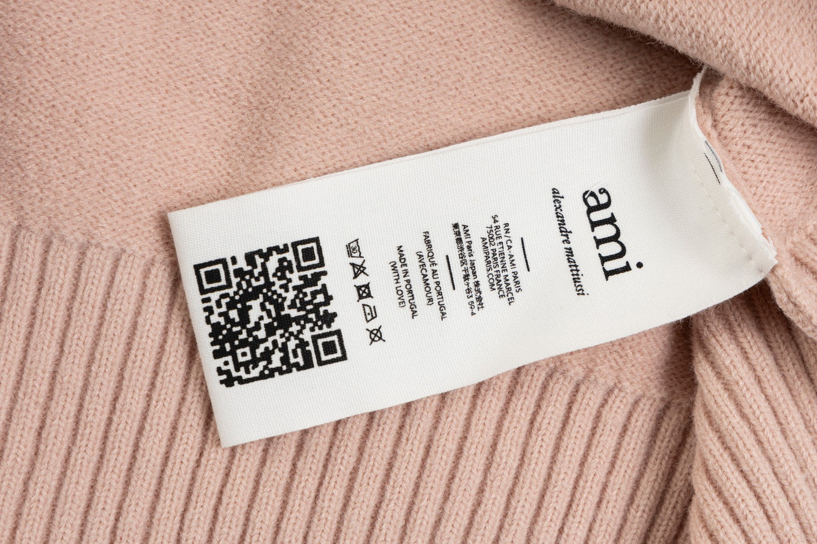 AMI Paris Classic Jacquard Heart Crewneck Sweater – 2025SS