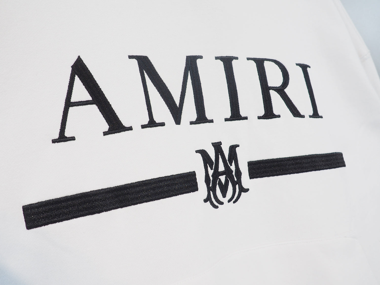 AMRI Hoodie White