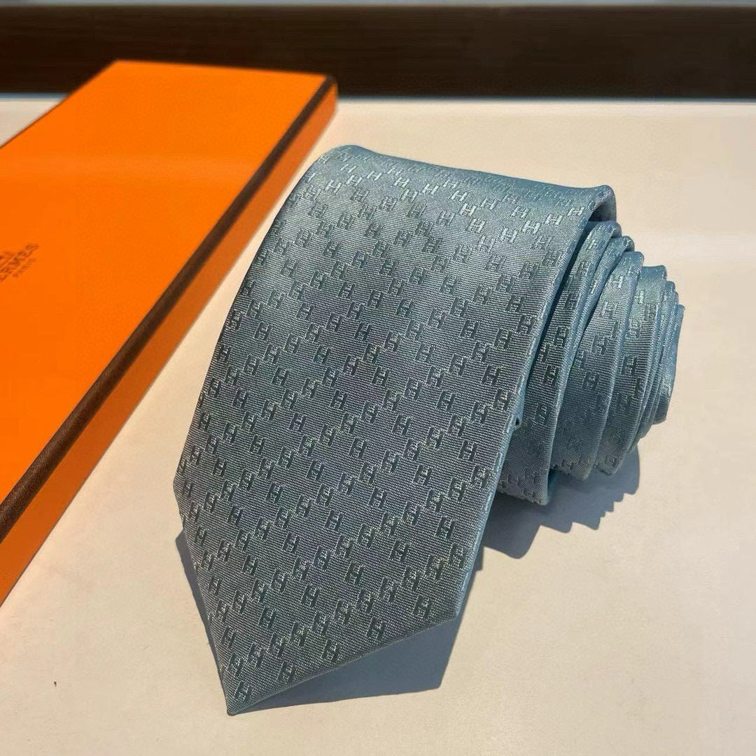 Hermès Men's Diamond H Pattern Silk Tie