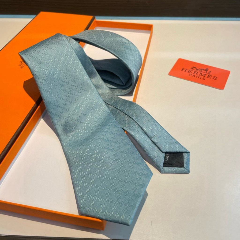 Hermès Men's Diamond H Pattern Silk Tie